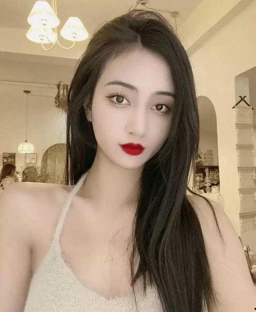 网红张晒晒,网红界的阳光使者，用笑容感染万千粉丝